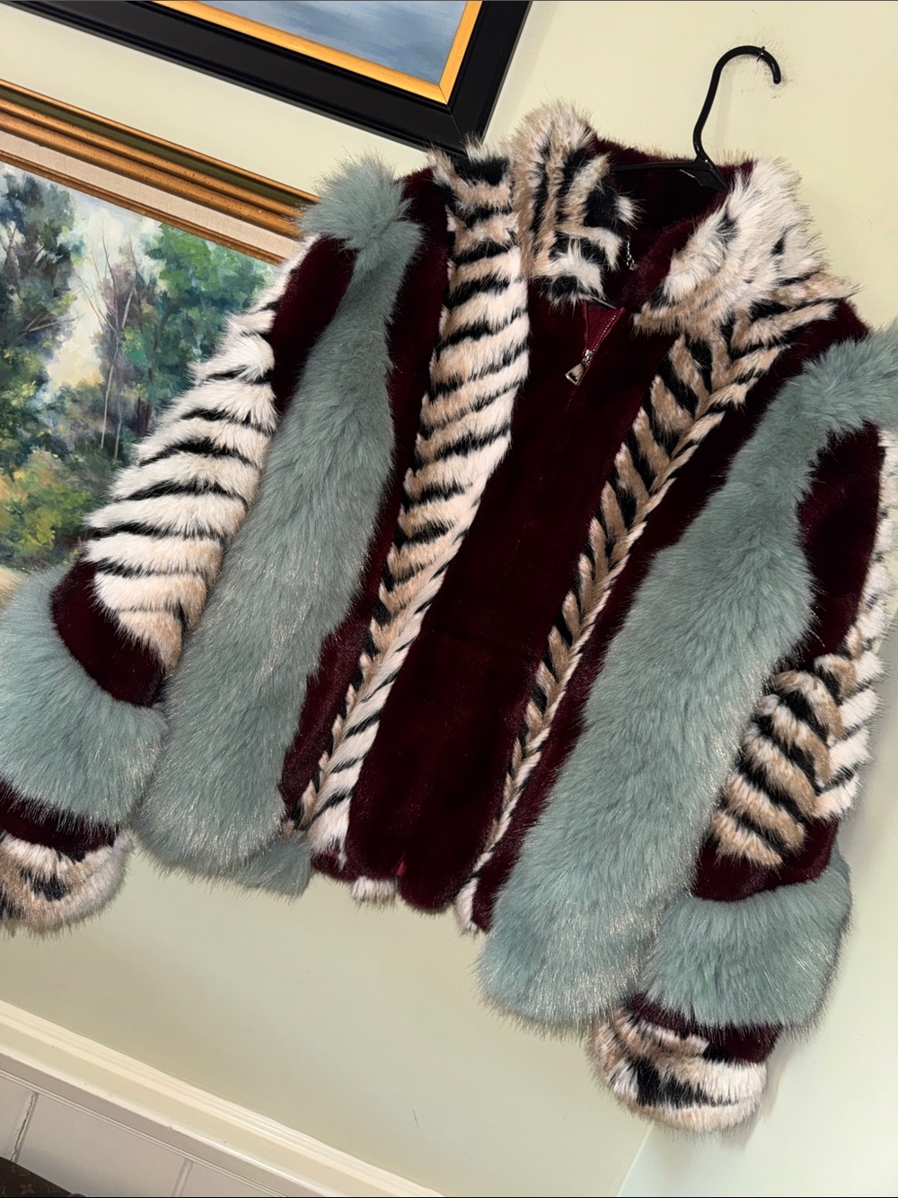 Akira HAVE IT ALL PANELED FUR COAT Stylish Multicolor Faux Fur Jacket L Large - Picture 4 of 7